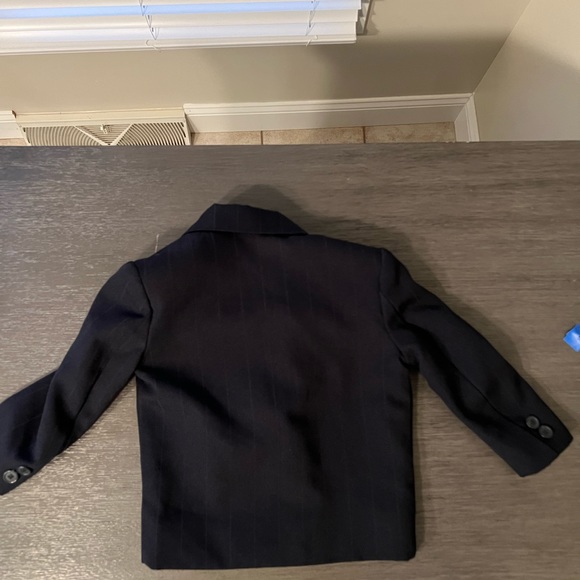 Navy blue size 2 suit coat - Picture 3 of 3